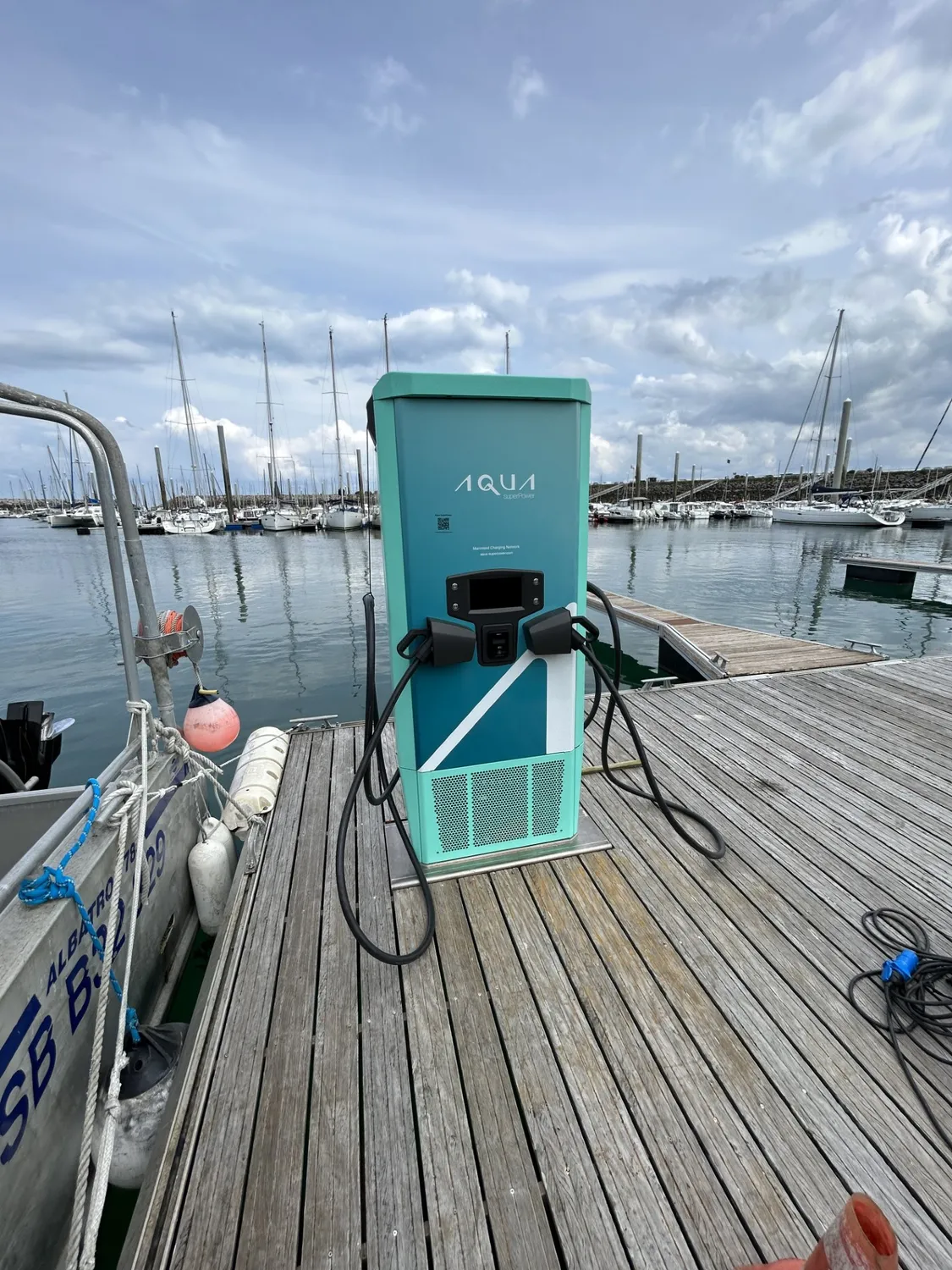 installation borne recharge voiture electrique bain de bretagne