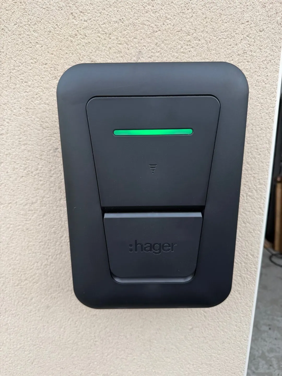 installation borne recharge voiture electrique combourg
