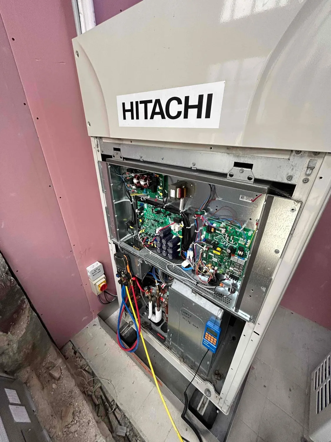 installation climatisation vitre